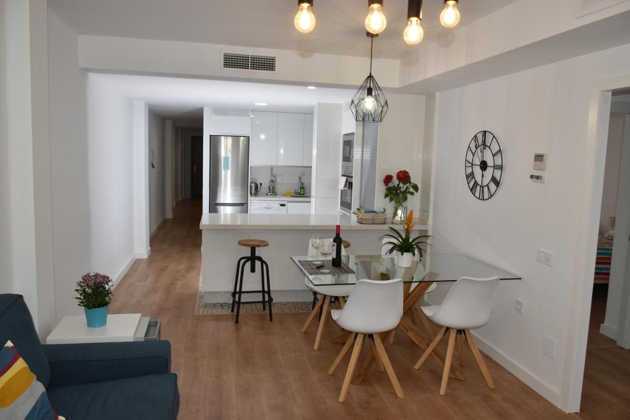 Spectacular 8 Pax/4 & Free Parking Malaga
