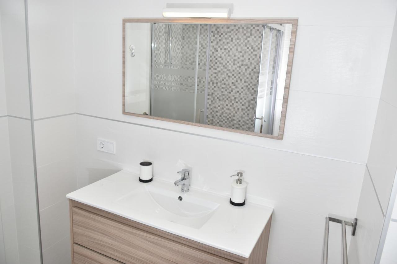 Spectacular 8 Pax/4 & Free Parking Apartment